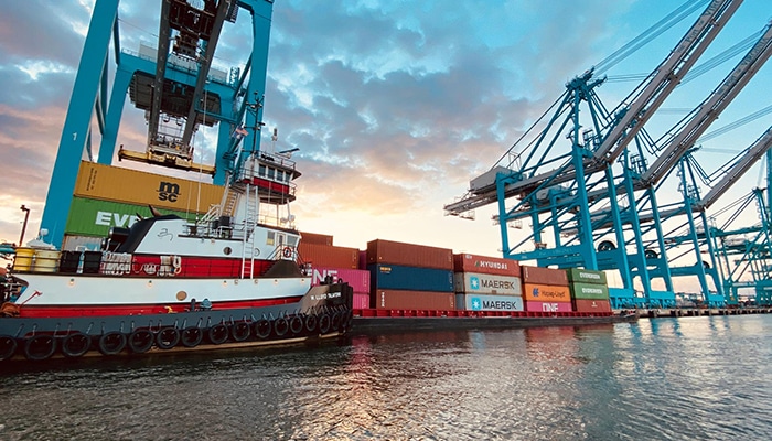 Морские проблемы портов, судоходных линий - от повышения уровня моря до роста преступности