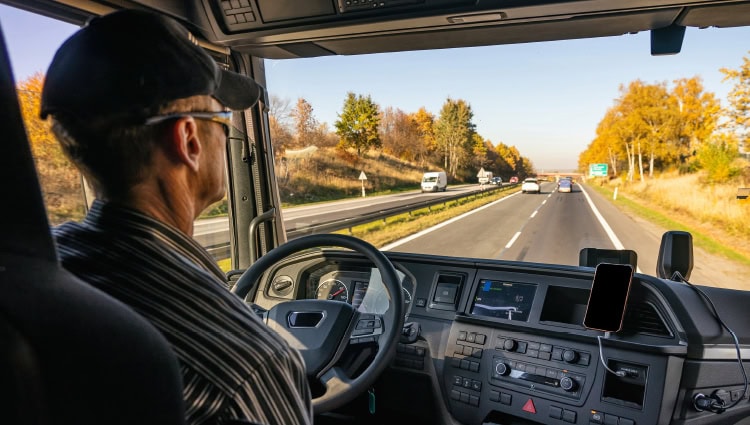 7 ключевых нормативных изменений, влияющих на глобальные перевозки