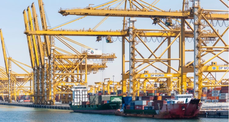 7 ключевых нормативных изменений, влияющих на глобальные перевозки