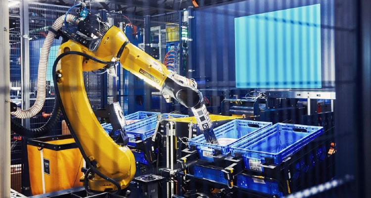 Warehouse Robotics Revolutionize Order Picking Efficiency