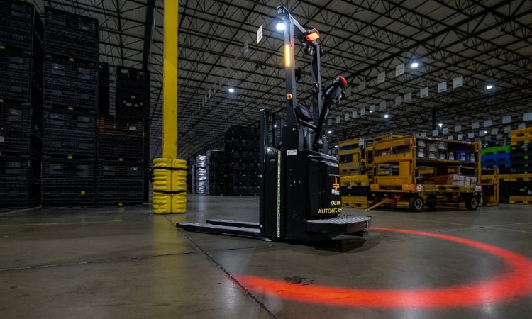 Building the Connected Warehouse: Tech & WMS Integration